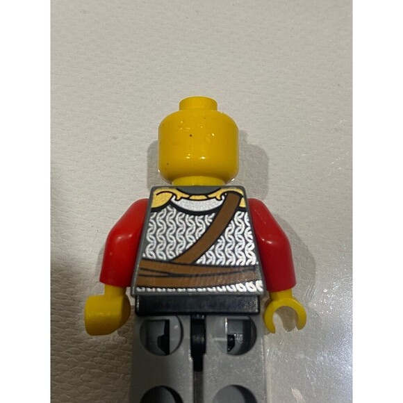 Lego Knight Minifigure - Picture 3 of 3
